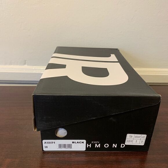 John Richmond Women’s metallic retro sneaker size US 8,5-9( EU39) NIB